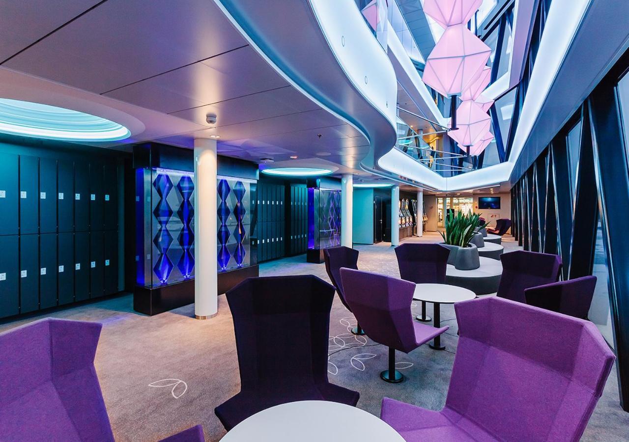 ホテル Viking Line Ferry Viking Grace - Mini-Cruise From トゥルク エクステリア 写真