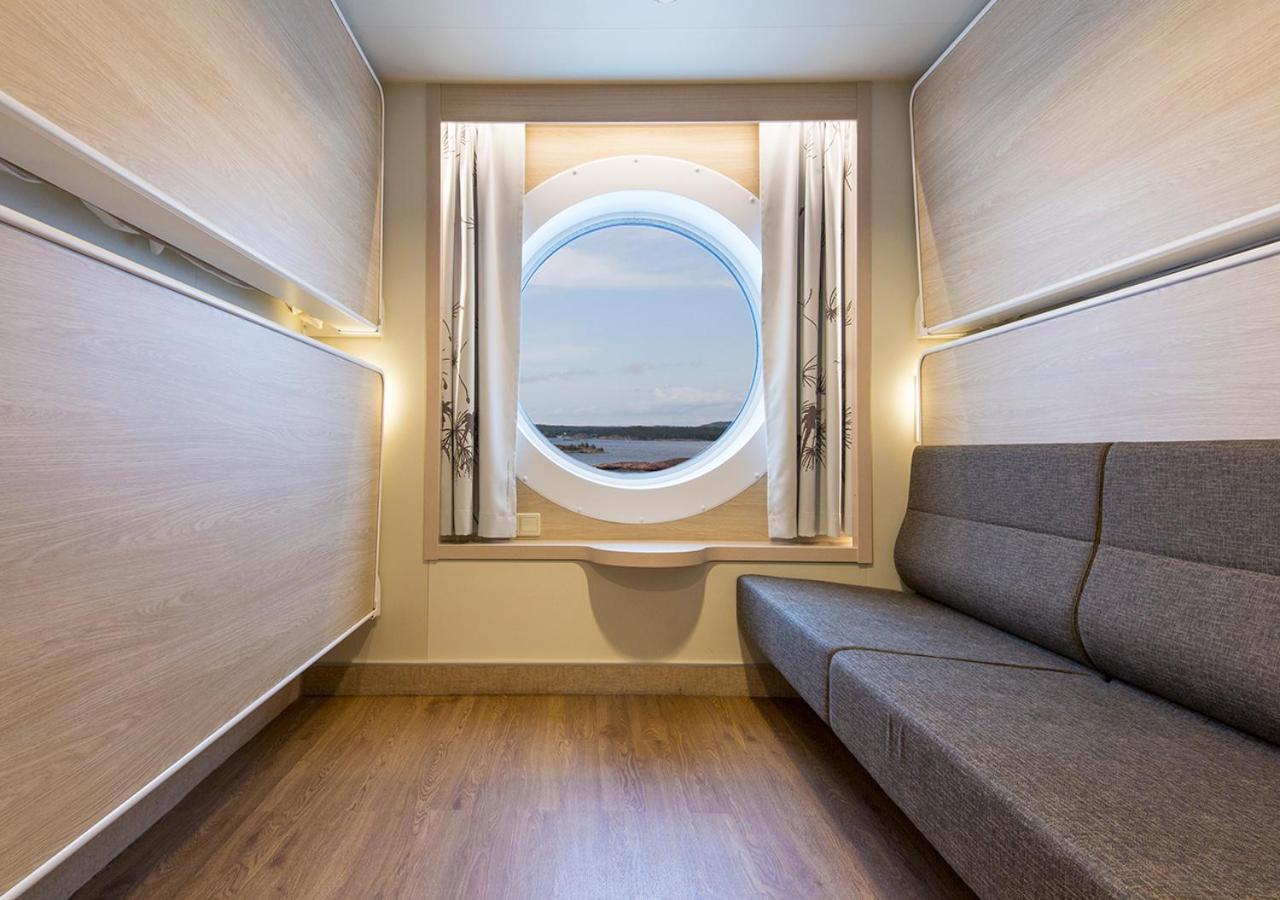 ホテル Viking Line Ferry Viking Grace - Mini-Cruise From トゥルク エクステリア 写真